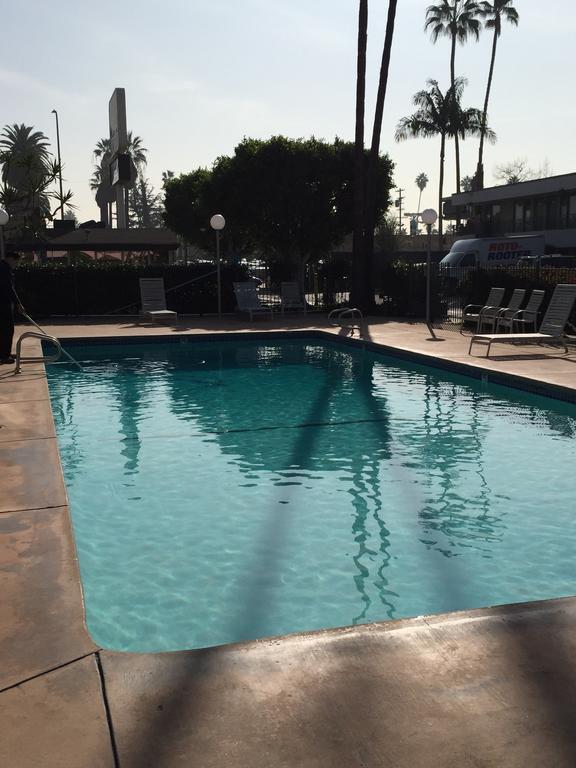 Vagabond Inn Los Angeles At Usc Екстер'єр фото